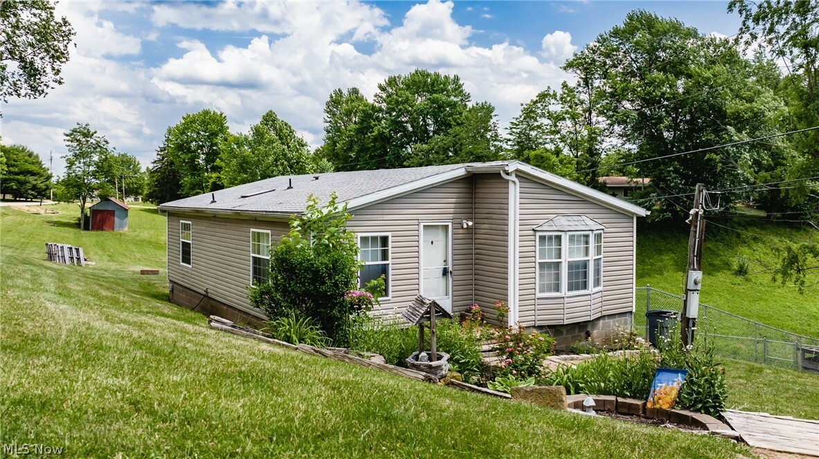 Property Photo:  1197 New England Ridge Road  WV 26181 