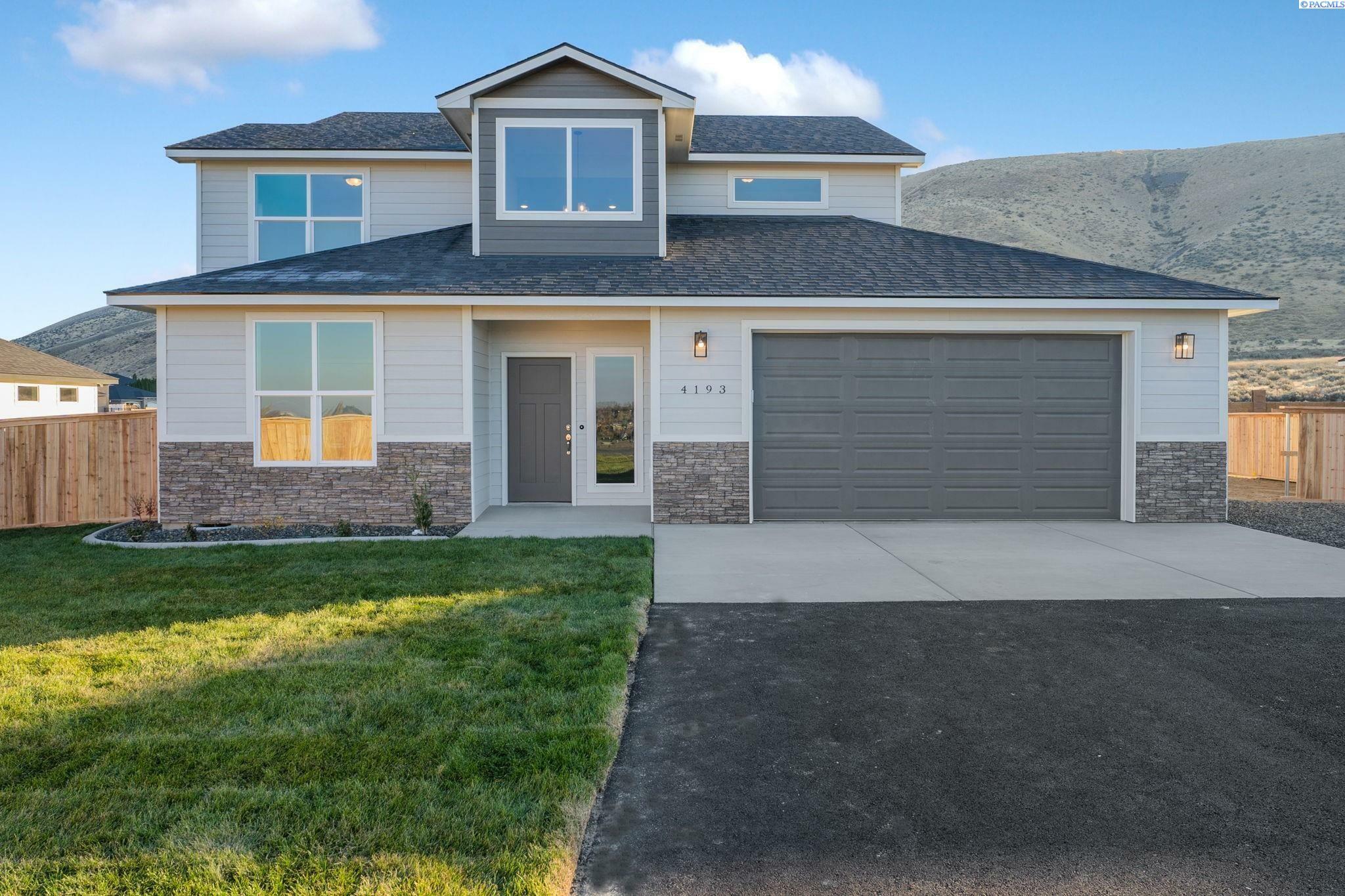 Property Photo:  4193 Cowlitz Blvd  WA 99352 