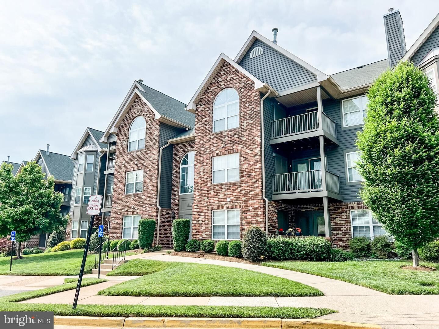 Property Photo:  4112 Monument Court I  VA 22033 