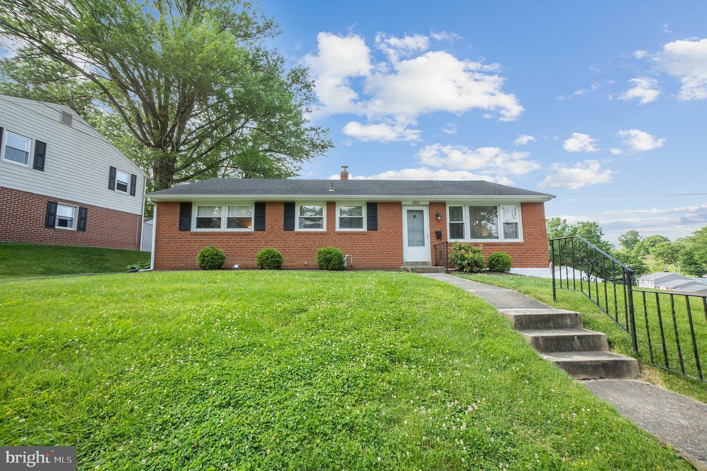 Property Photo:  4950 Monroe Drive  PA 19015 