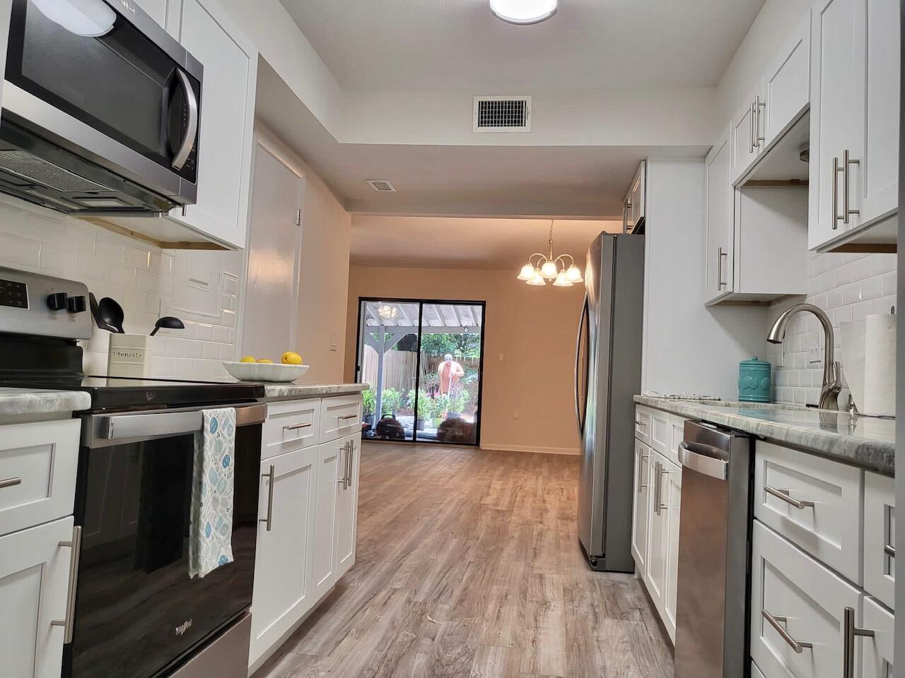 Property Photo: 112 NE Opp Boulevard FL 32548