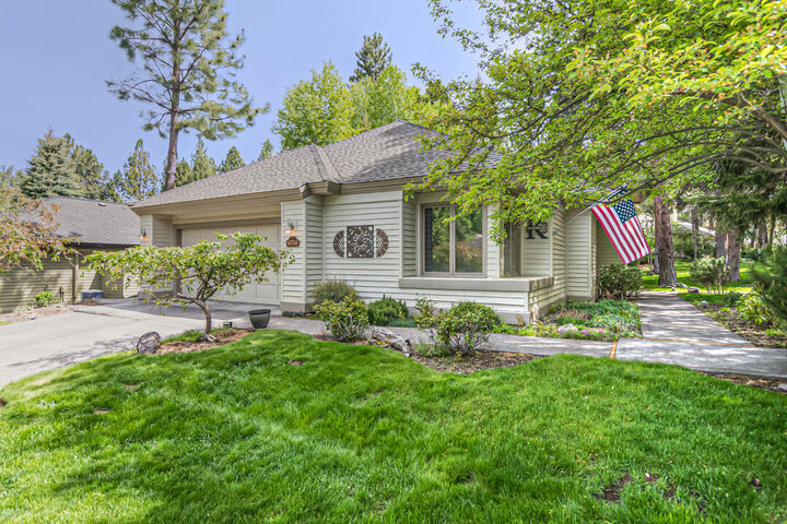 60746 Breckenridge Street  Bend OR 97702 photo