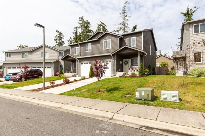 Property Photo:  1865 SW Cooper Way  WA 98277 