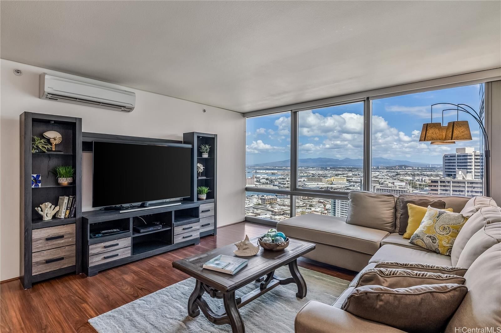 Property Photo:  1200 Queen Emma Street 3503  HI 96813 