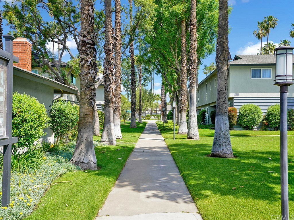 Property Photo: 1425 Prospect Ave. Unit D CA 92870