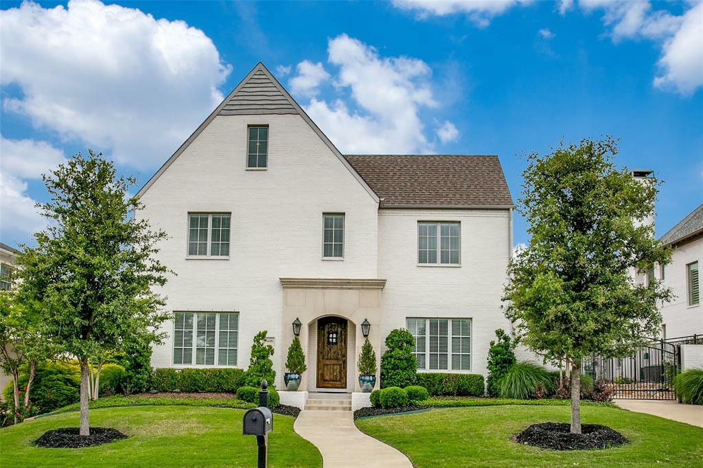 Property Photo: 5448 Huntly Drive TX 76109