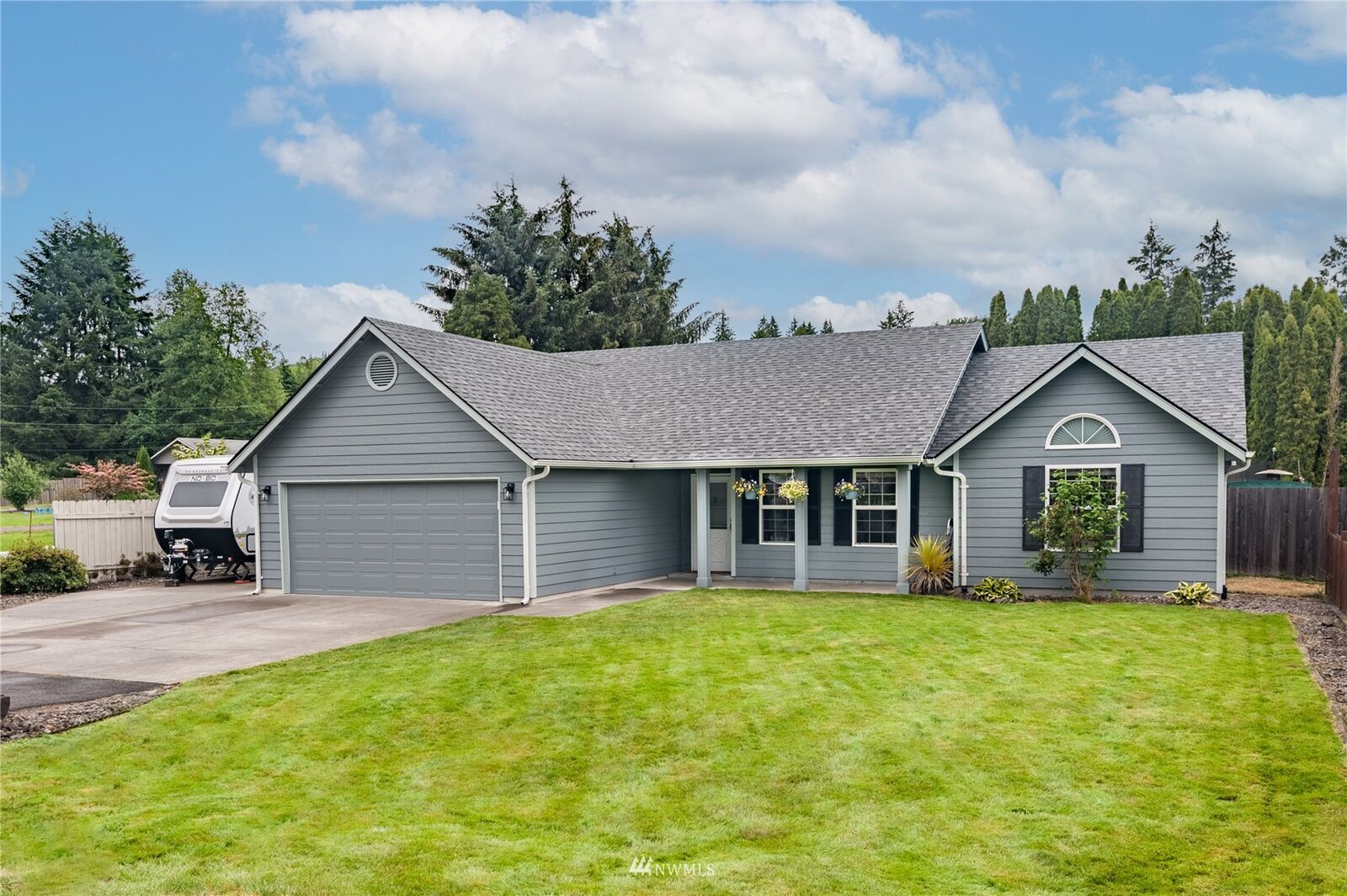Property Photo: 3500 Pennsylvania Street WA 98632