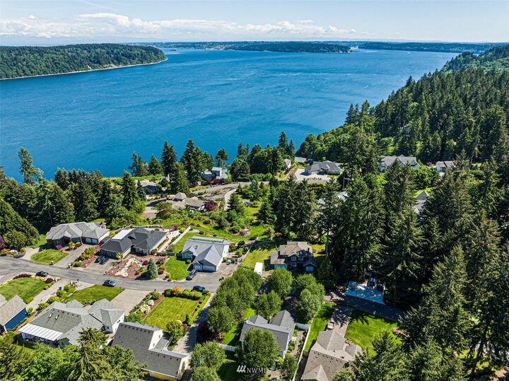 Property Photo:  803  122nd Street Ct NW  WA 98332 