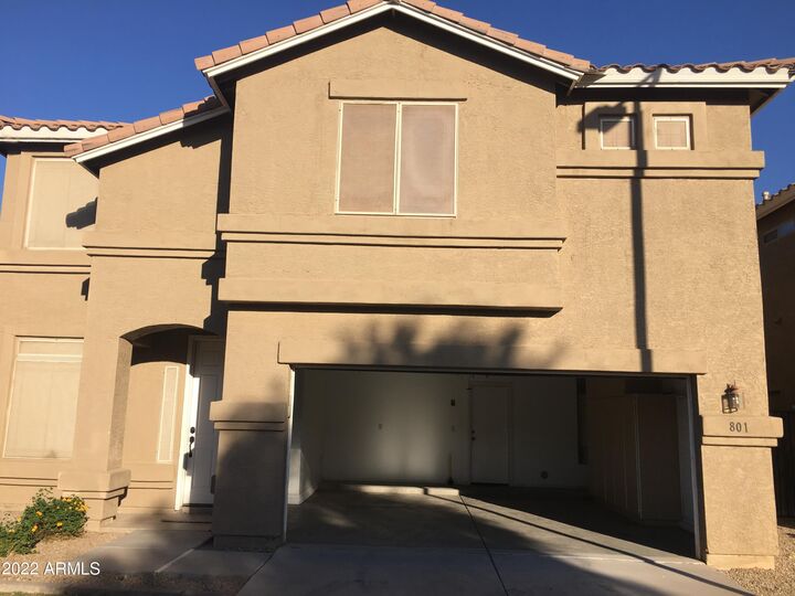 Property Photo: 801 S Bedford Drive AZ 85225
