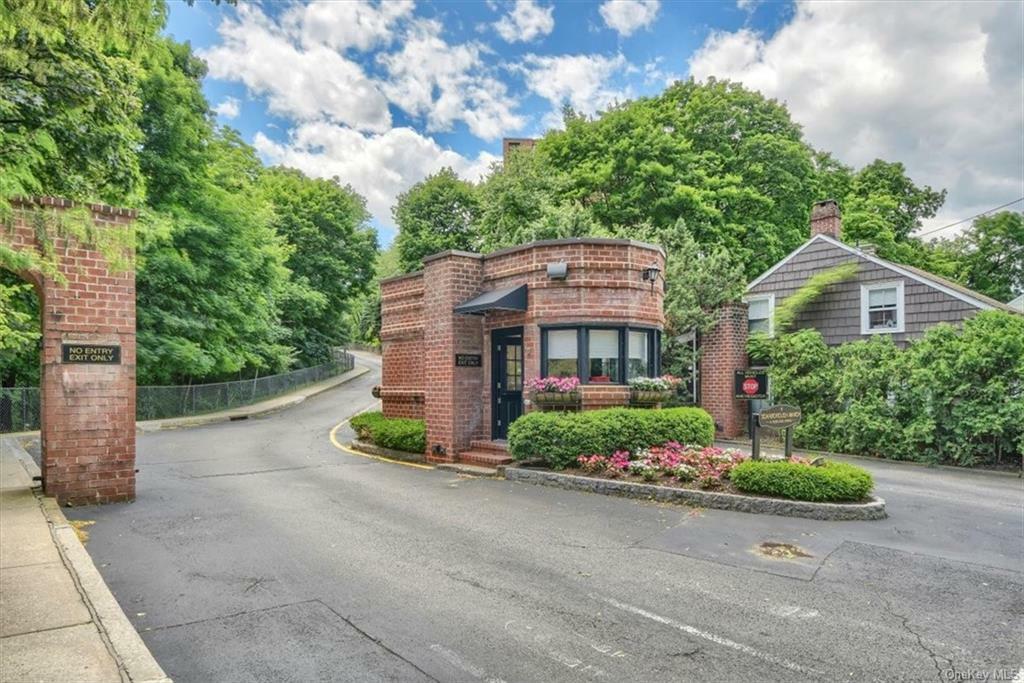 Property Photo:  16 Rockledge Avenue 5H-2  NY 10562 