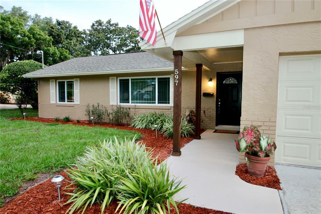 Property Photo:  597 Queens Mirror Circle  FL 32707 