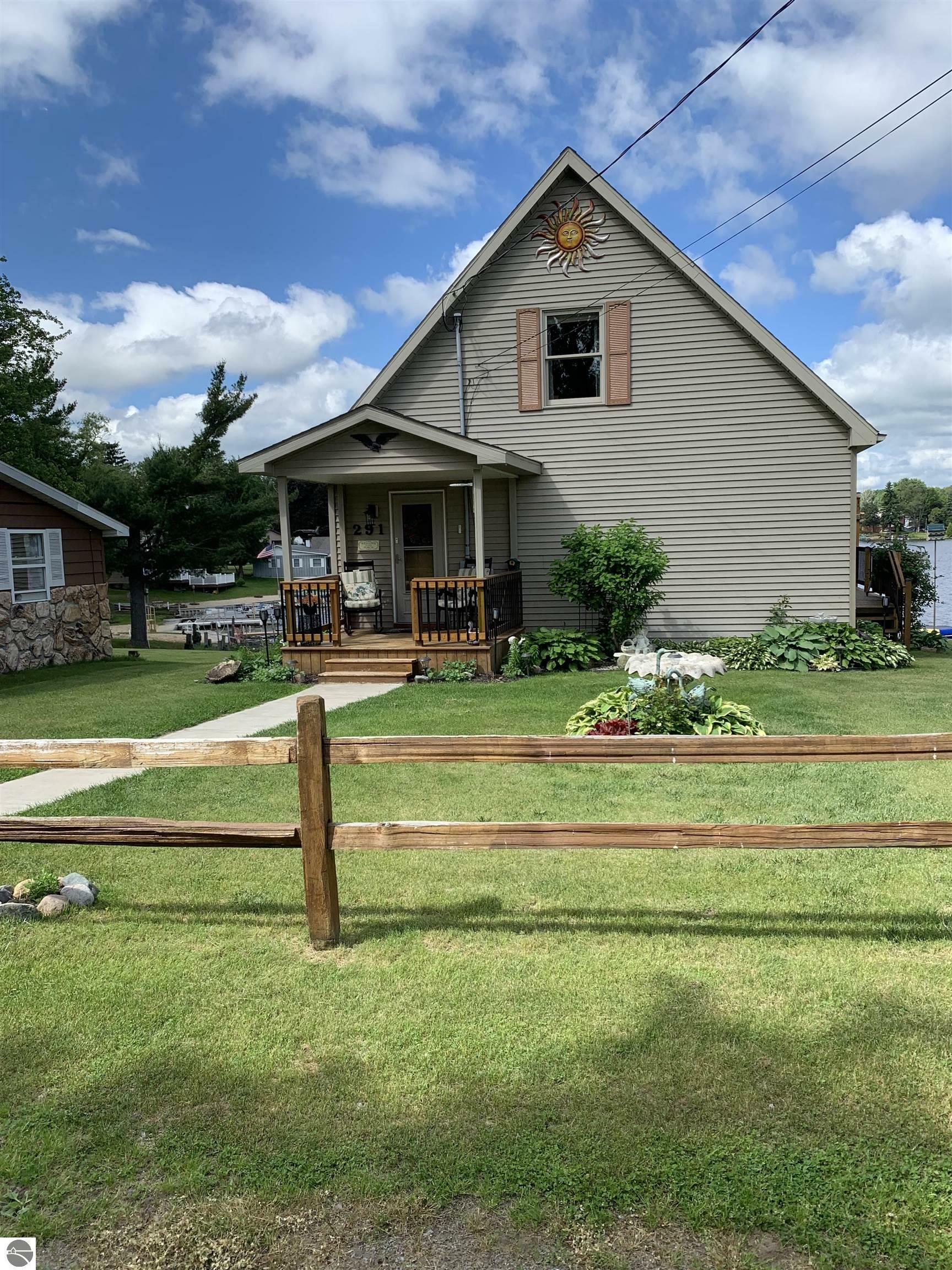 Property Photo:  291 S Scott Drive  MI 48622 