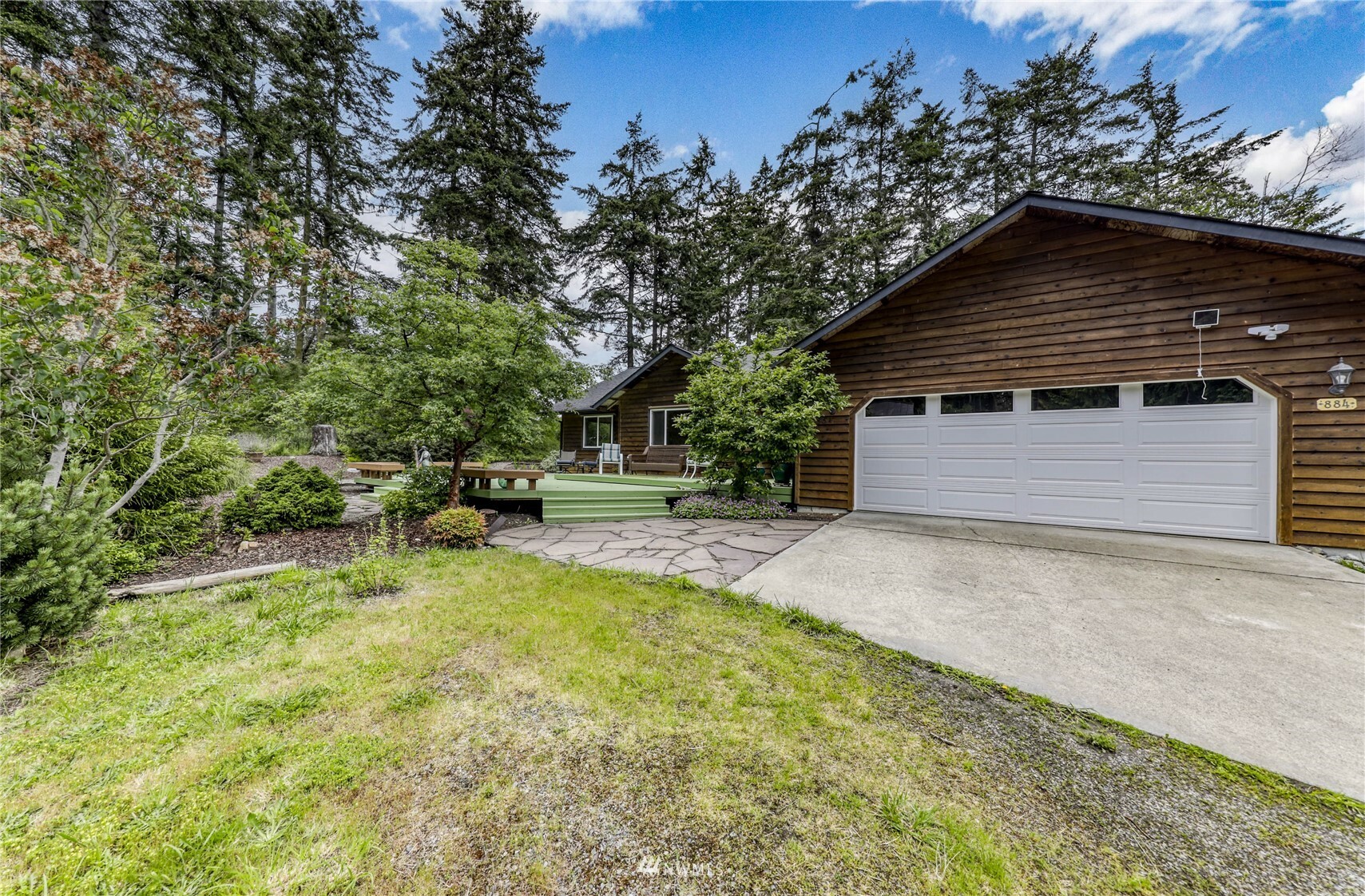 Property Photo:  884 51st Street  WA 98368 