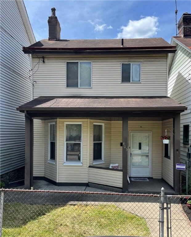 Property Photo: 805 Frank Street PA 15136