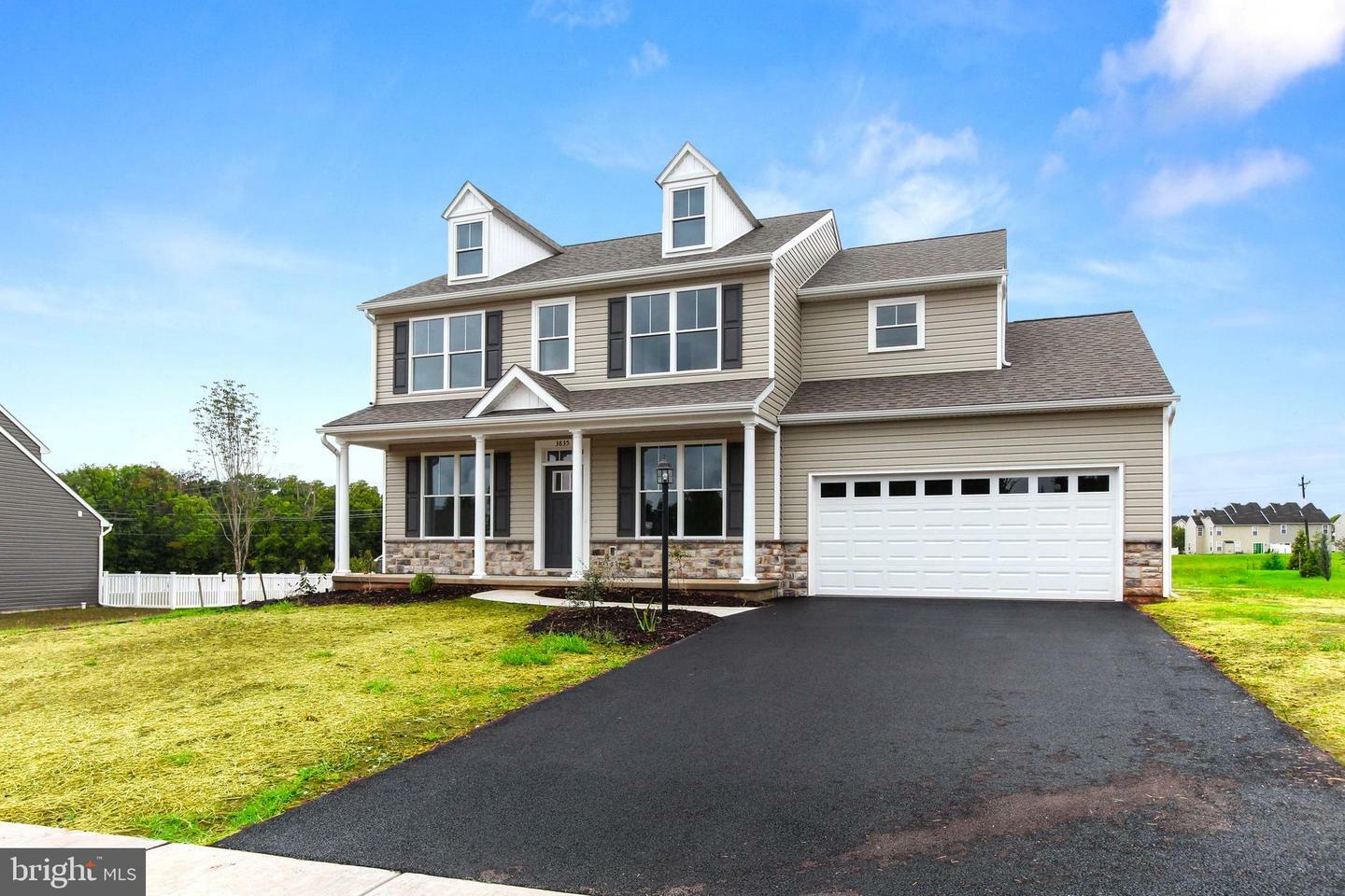 Property Photo: 3835 Country Drive PA 17315