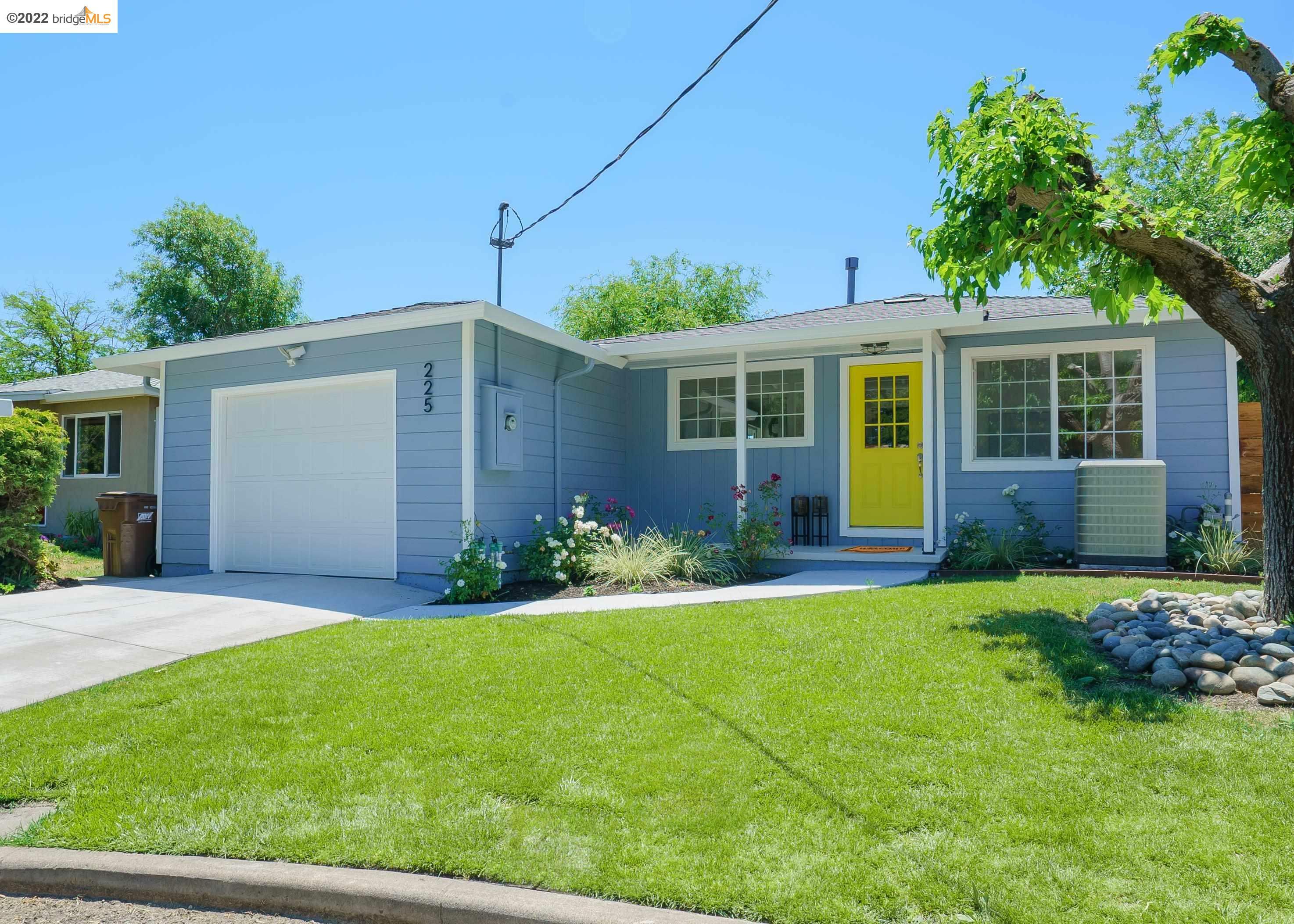 Property Photo:  225 Babette Ct  CA 94523 