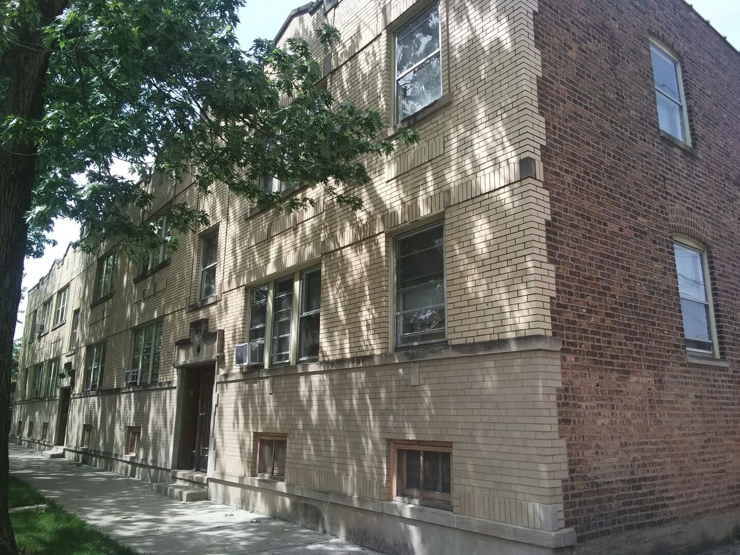 Property Photo:  3044 N Lockwood Avenue 2  IL 60641 