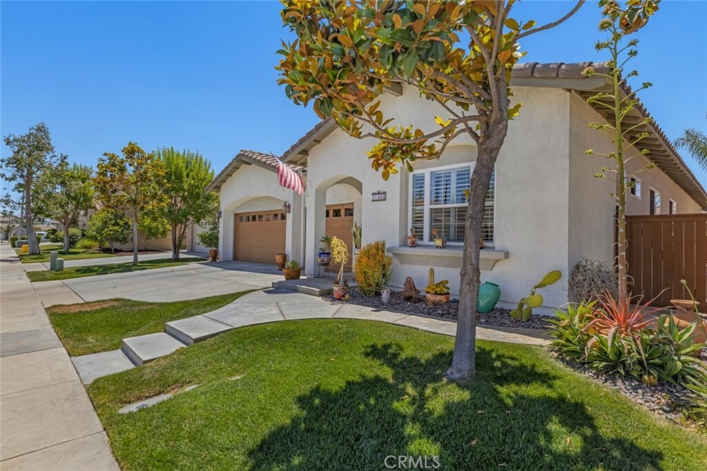 Property Photo:  31568 Royal Oaks Drive  CA 92591 