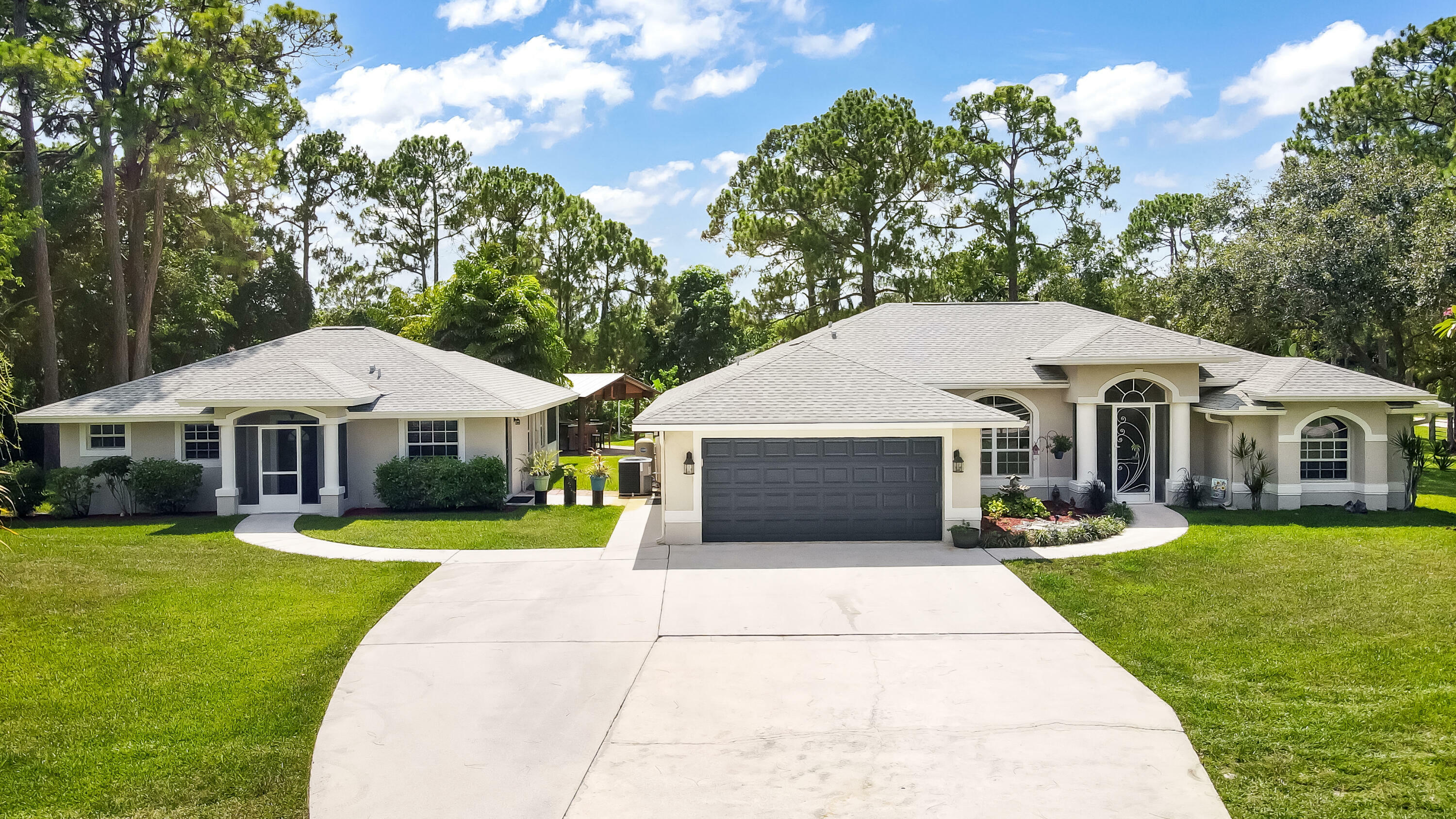 Property Photo: 7071 Mandarin Boulevard FL 33470