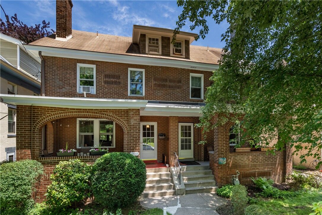 Property Photo:  1325 Denniston Street  PA 15217 