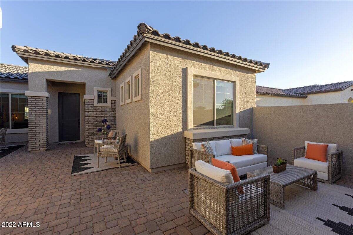 Property Photo: 17909 W Ashurst Drive AZ 85338