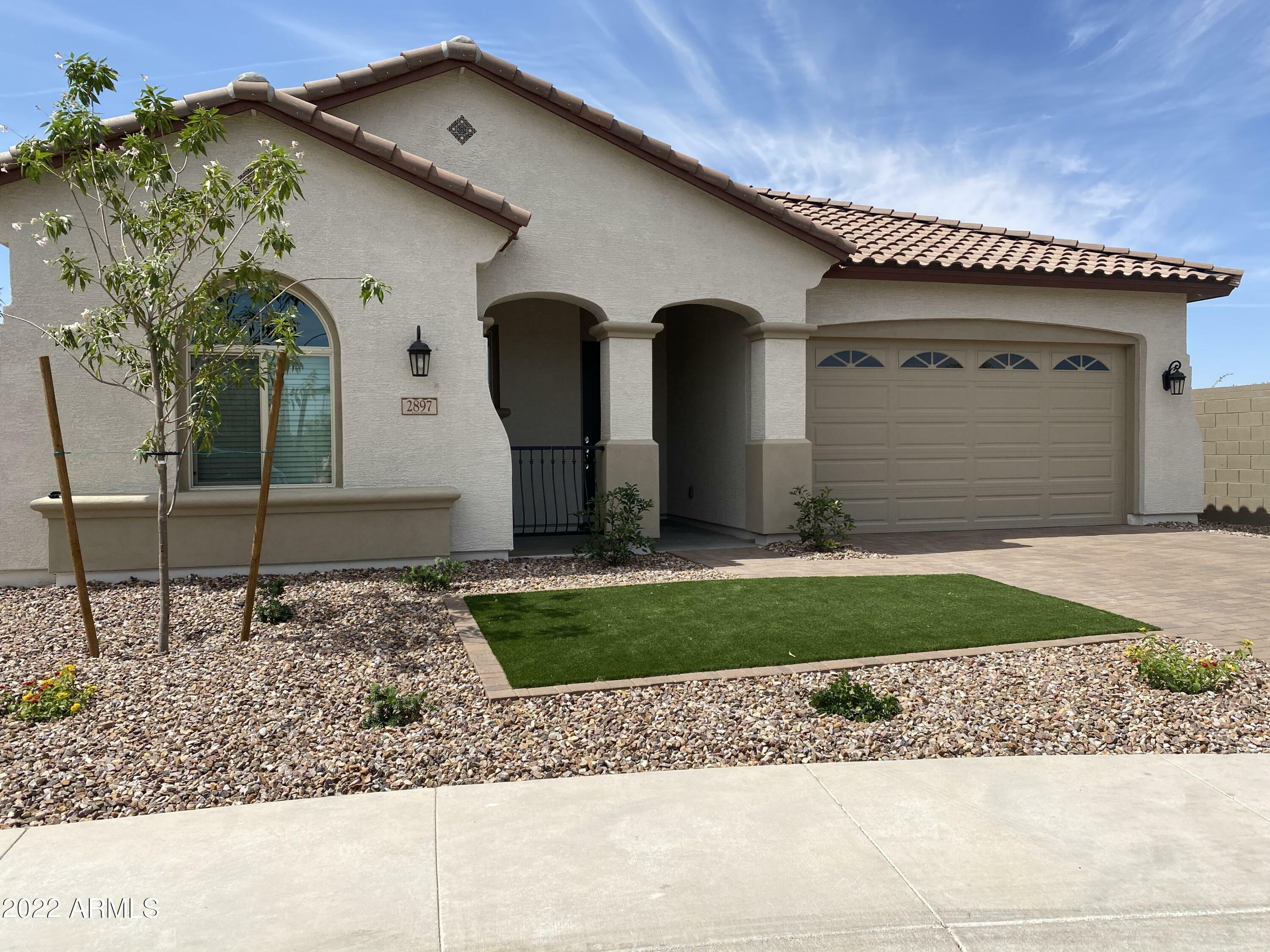 Property Photo:  2897 W Show Low Drive  AZ 85144 