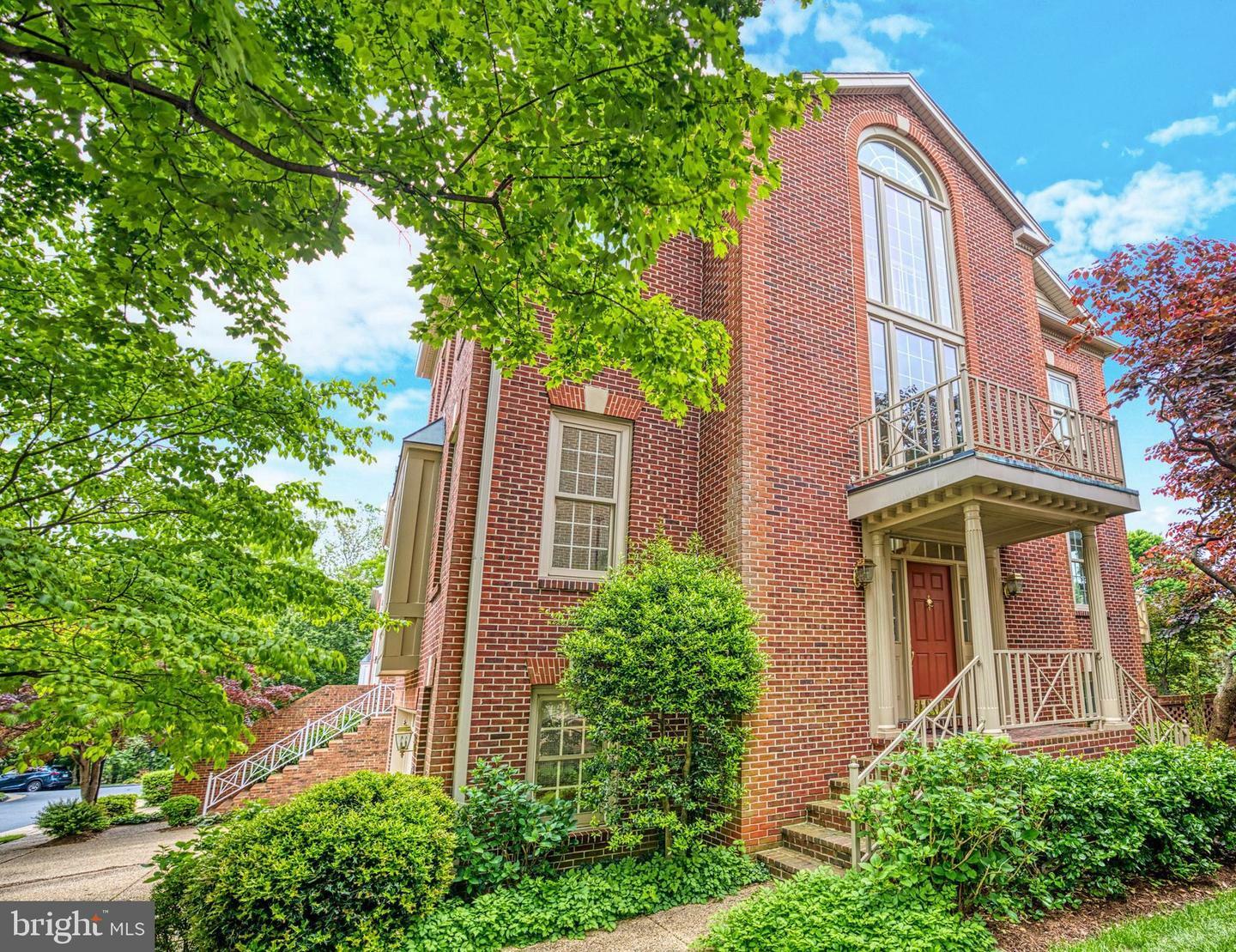 Property Photo:  10409 Breckinridge Lane  VA 22030 