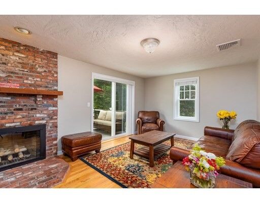 Property Photo:  40 Davis St  MA 01532 