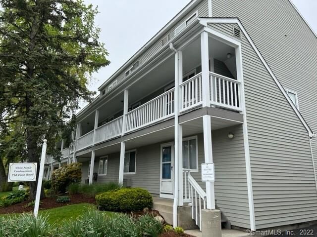 Property Photo:  718 Cove Road 10  CT 06902 
