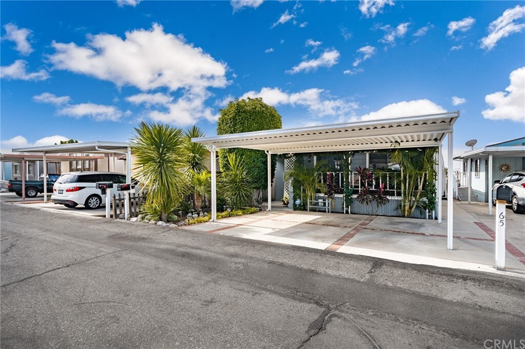 Property Photo: 1414 W Central Avenue 64 CA 92821