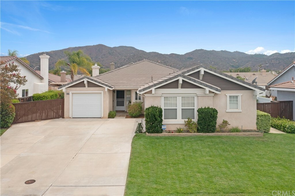 21805 Poinsettia Lane  Wildomar CA 92595 photo