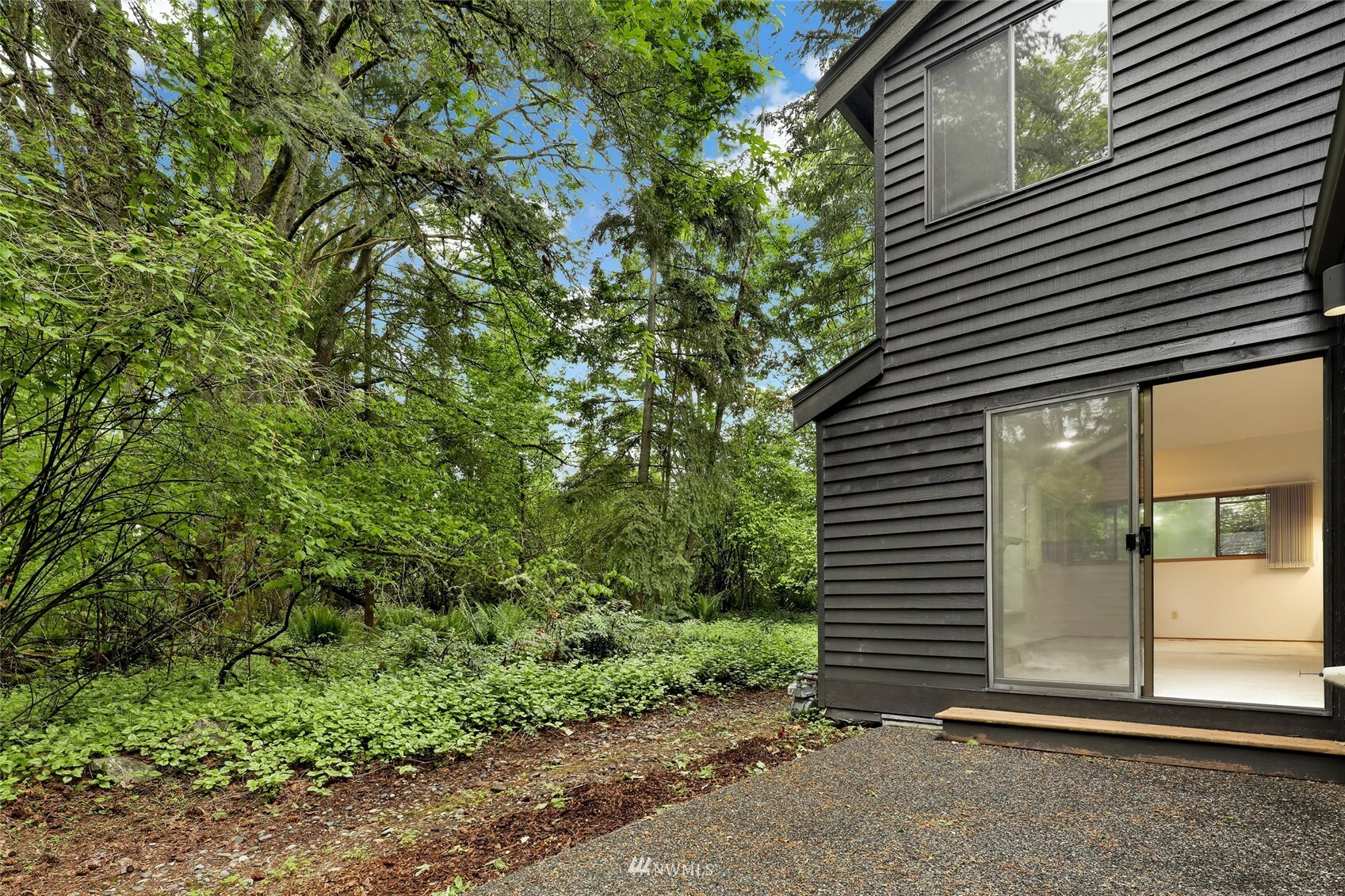 Property Photo:  2172 E Birch Street  WA 98229 