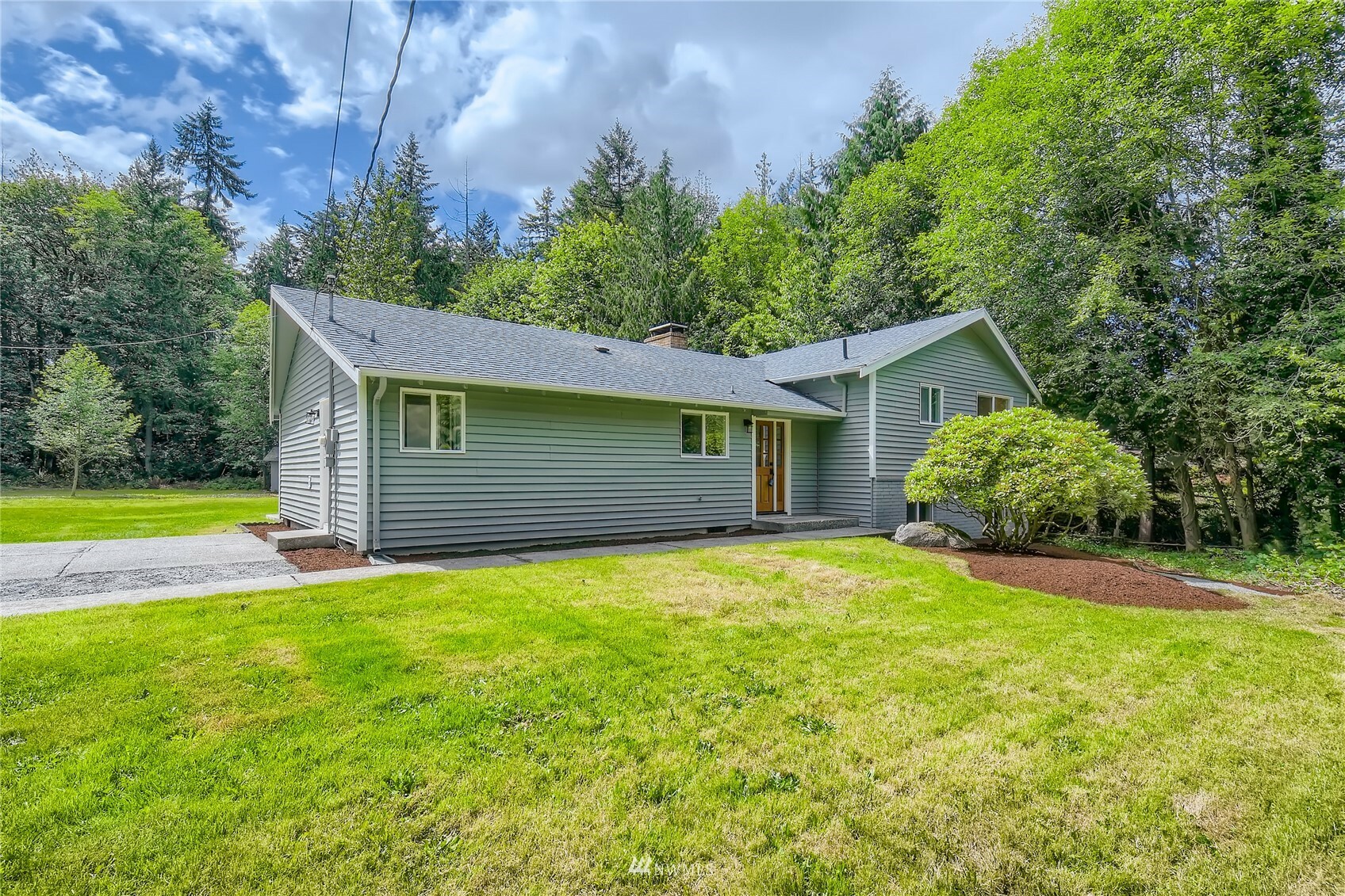 Property Photo:  13506 62nd Avenue E  WA 98373 