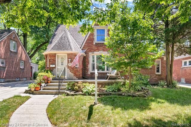 Property Photo:  357 W Cambourne Street  MI 48220 
