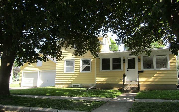 Property Photo:  232 Hennie St  WI 54971 