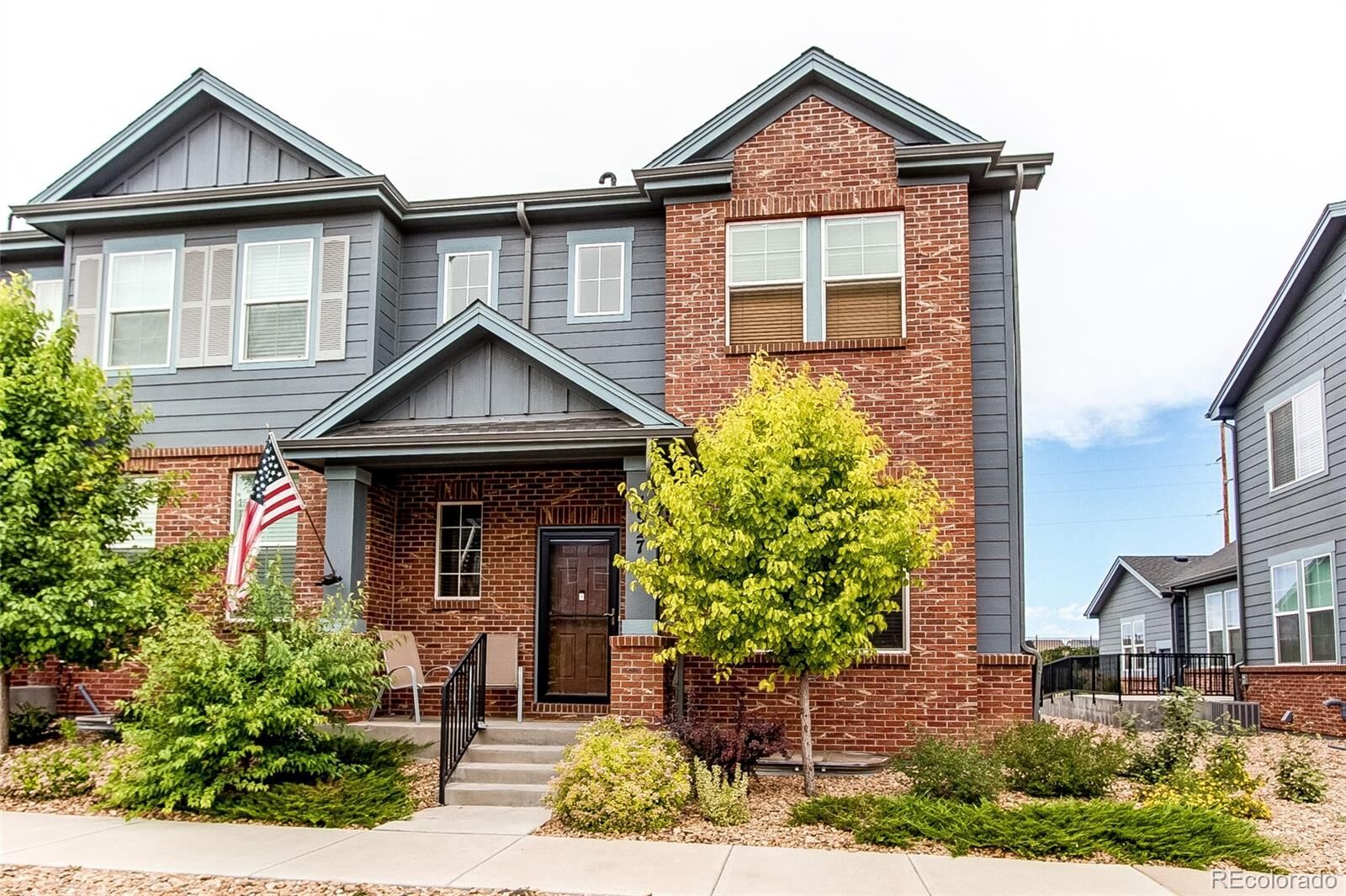 Property Photo:  4927 S Algonquian Way  CO 80016 