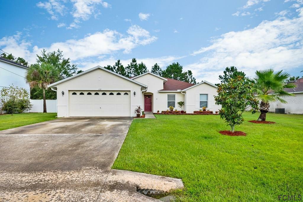 Property Photo:  132 London Drive  FL 32137 