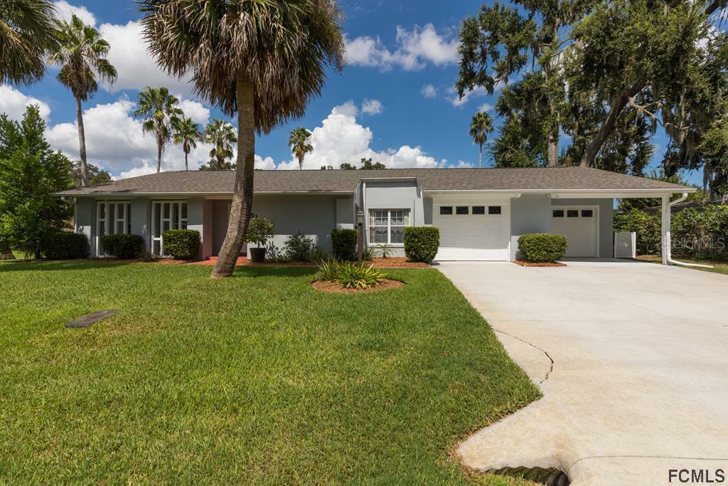 Property Photo: 51 Farraday Lane FL 32137