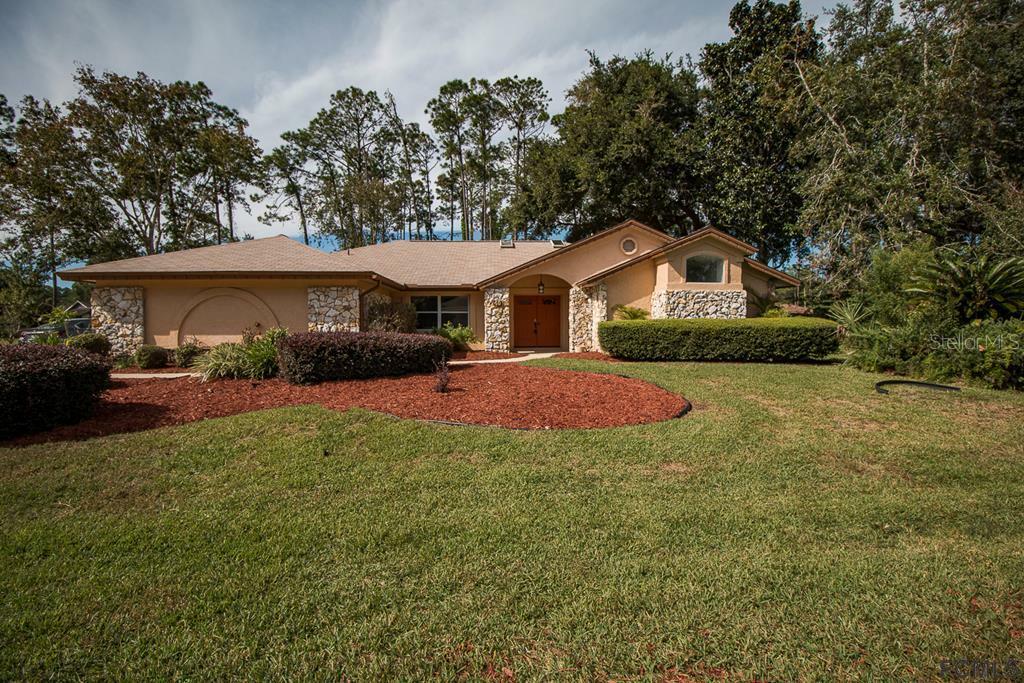 Property Photo: 40 Wellshire Lane FL 32164