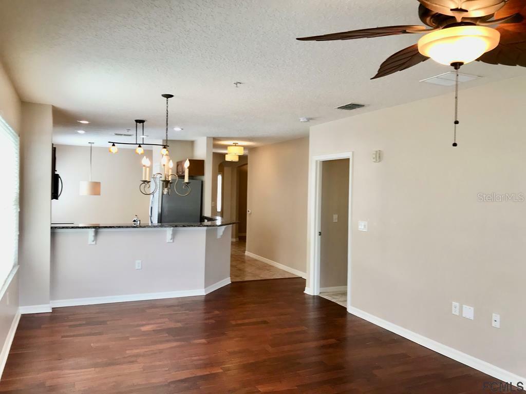 Property Photo:  700 Canopy Walk Lane 725  FL 32137 