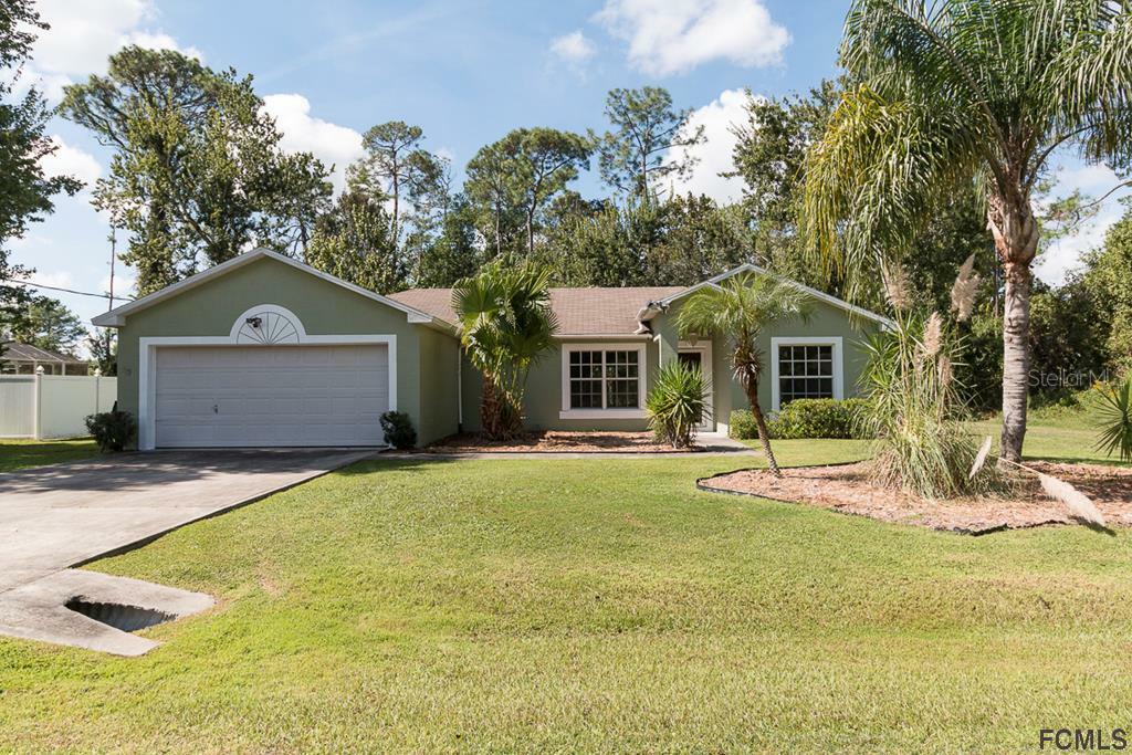 Property Photo: 49 Kalamazoo Trail FL 32164