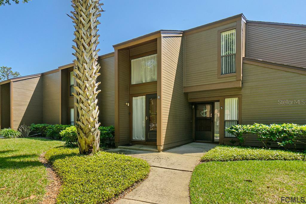 Property Photo: 6 Oxford Lane 6 FL 32137