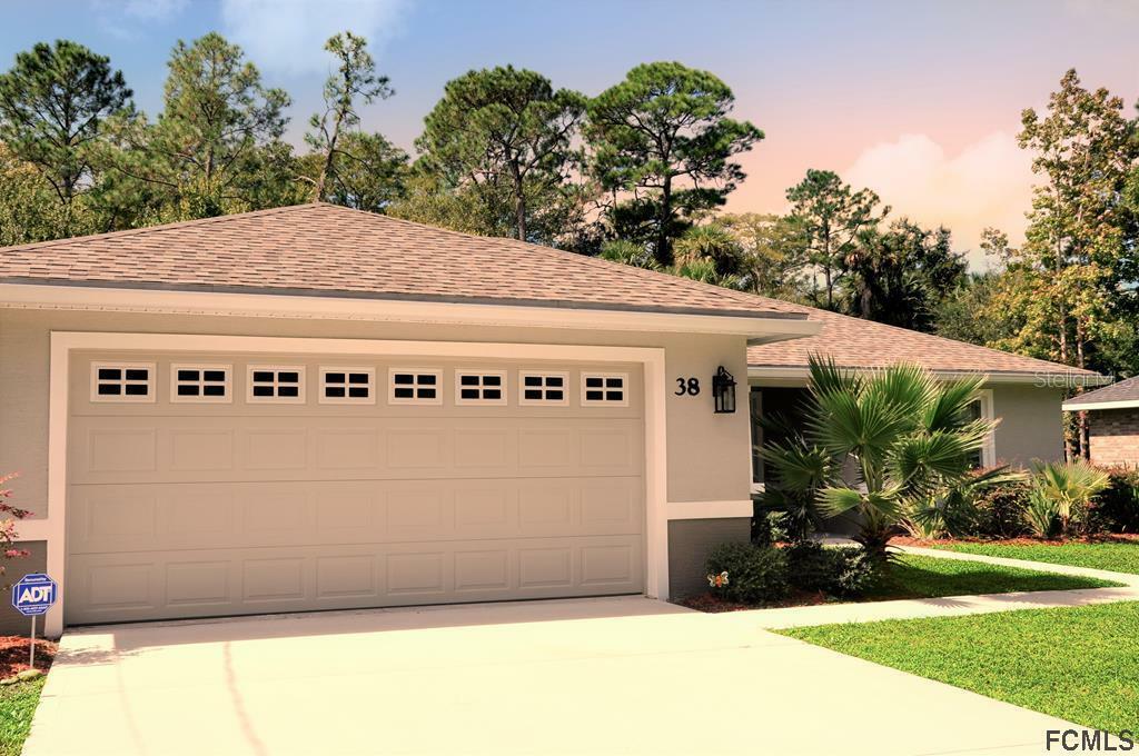 Property Photo: 38 Sloganeer Trail FL 32164