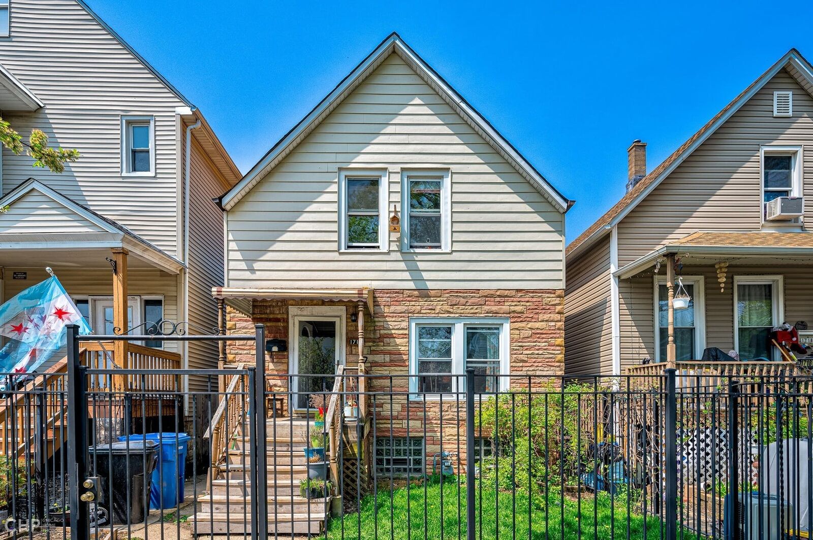 Property Photo:  1716 N Monticello Avenue  IL 60647 