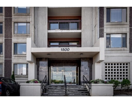 Property Photo: 1500 Worcester Road 212 MA 01702