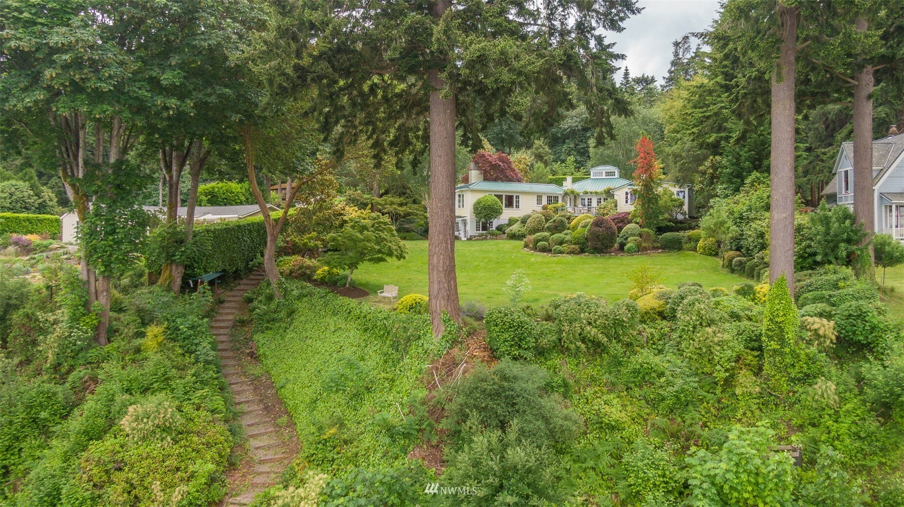 Property Photo:  9412 SW Harbor Drive  WA 98070 