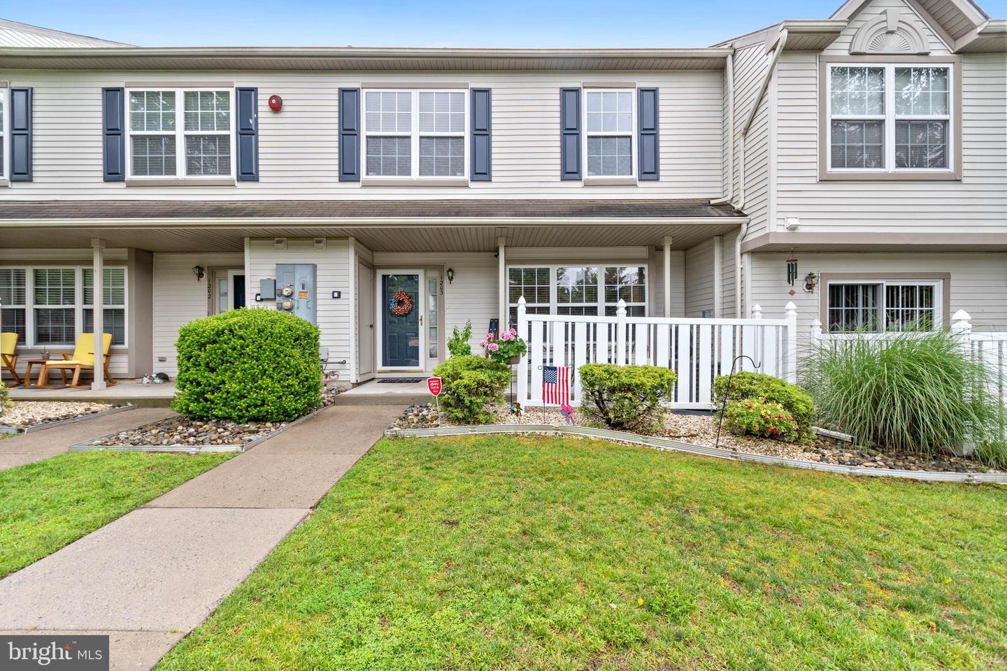 Property Photo:  1203 Tanglewood Drive  NJ 08081 