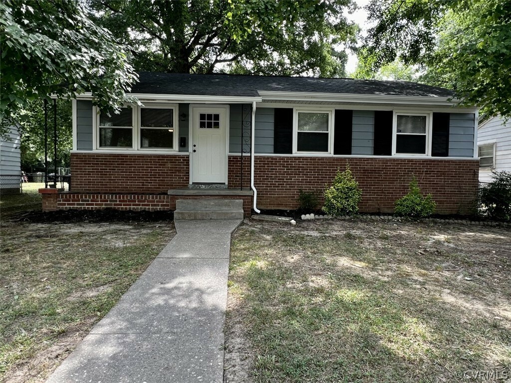 Property Photo:  3308 Lynhaven Avenue  VA 23234 