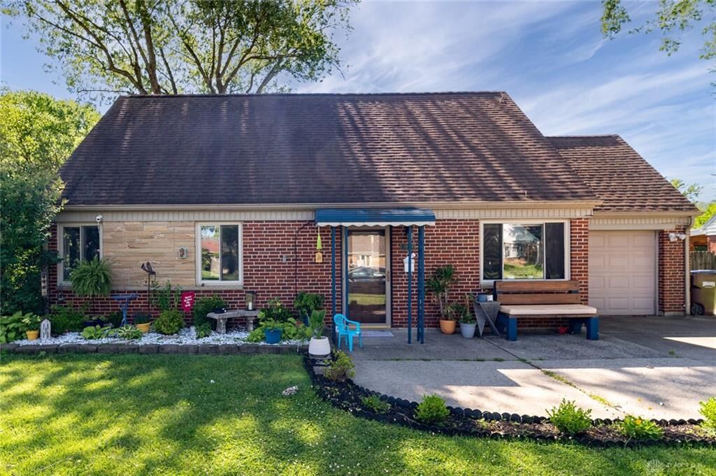 Property Photo: 3903 Villanova Drive OH 45429