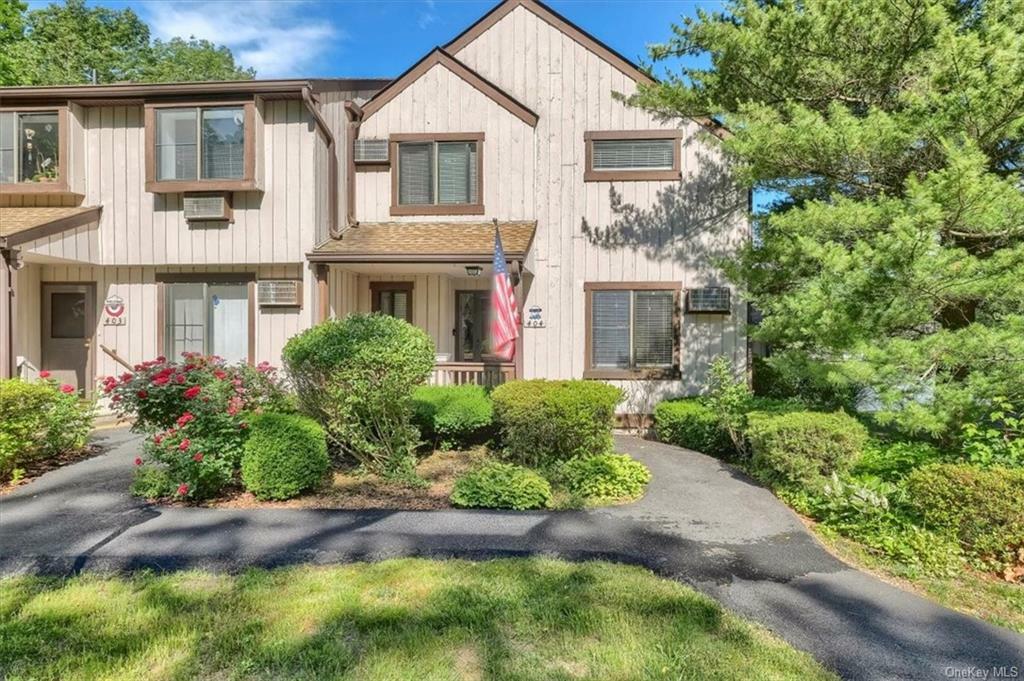 Property Photo:  404 Mountain Laurel Drive  NY 10950 